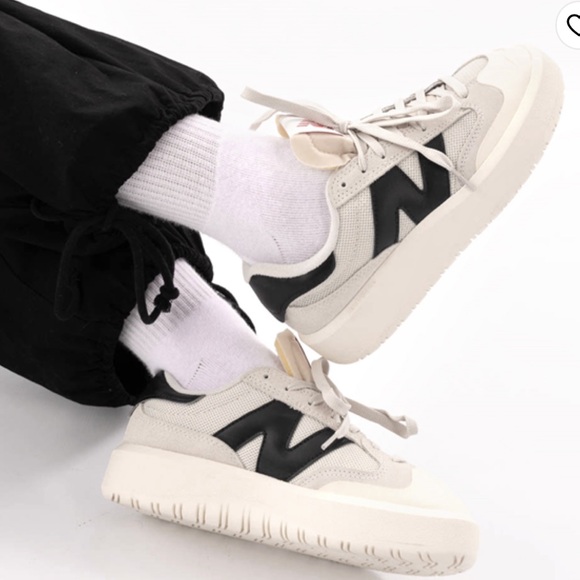New Balance CT302 - Picture 1 of 2